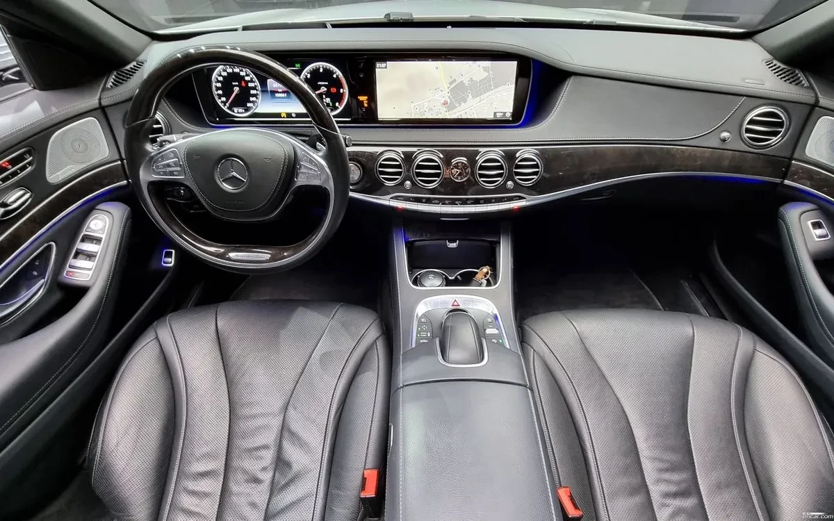 Mercedes-Benz S 350 4MATIC/HEAD UP/AMG LINE/PANORAMA/360CAM/EKPAHИ, снимка 6 - Автомобили и джипове - 55218533