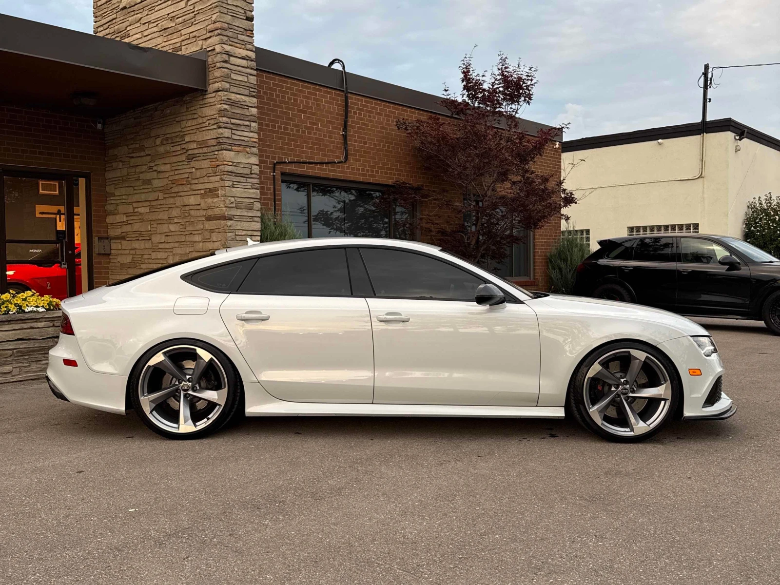 Audi Rs7 * БЕЗ ЗАБЕЛЕЖКА * ПЕРФЕКТНО СЕРВИЗИРАНА * , снимка 3 - Автомобили и джипове - 55948679