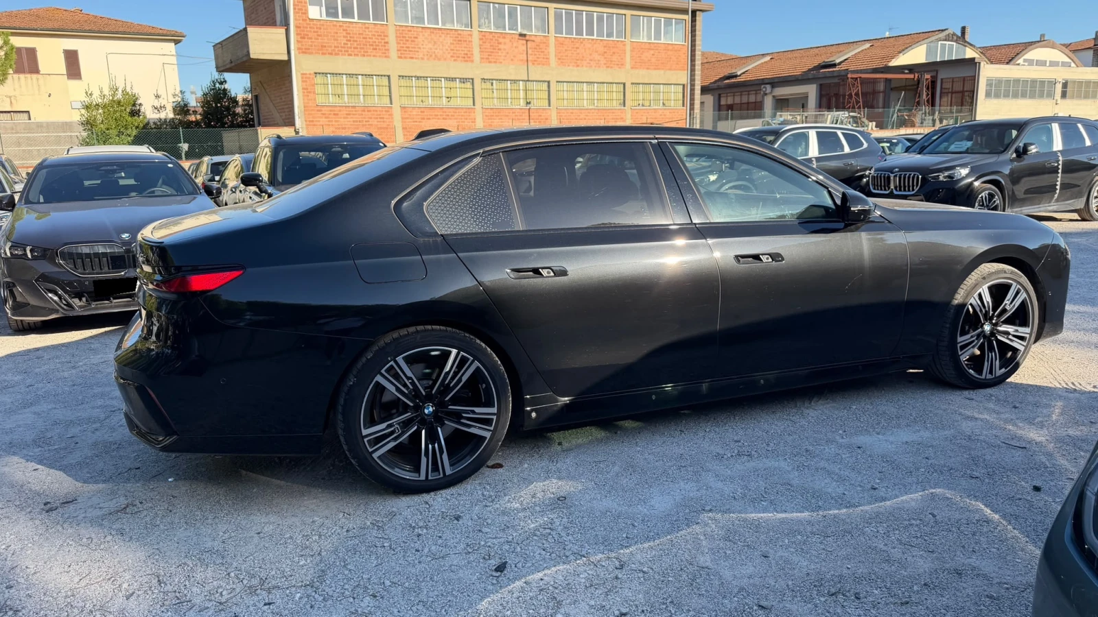 BMW 740 d xDrive M Sport Paket Pro Fond-Entertainment, снимка 4 - Автомобили и джипове - 56205126
