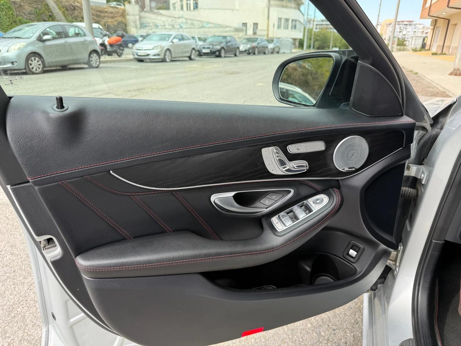 Mercedes-Benz C 43 AMG 4MATIC| PERFORMANCE EXHAUST| AMG SEATS| 360| BURME, снимка 9 - Автомобили и джипове - 56249032