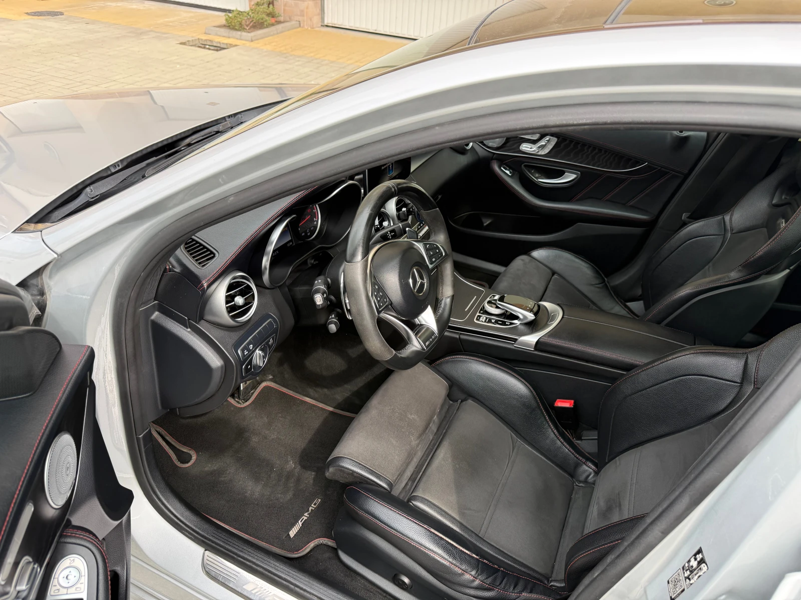 Mercedes-Benz C 43 AMG 4MATIC| PERFORMANCE EXHAUST| AMG SEATS| 360| BURME, снимка 10 - Автомобили и джипове - 56249032