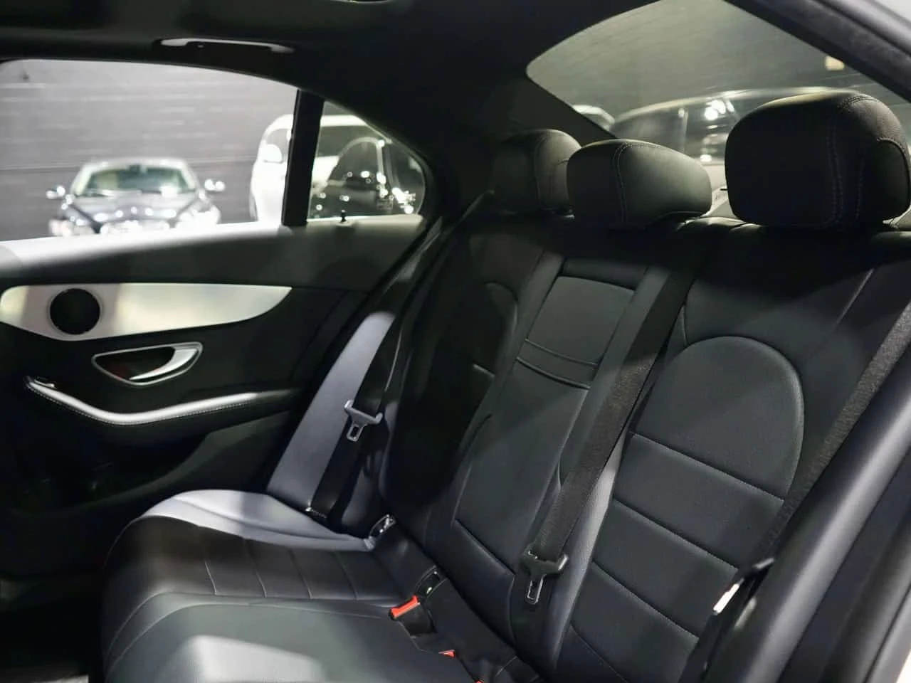 Mercedes-Benz C 300 * CARFAX * AMG ����� * �������� *  | Mobile.bg � ����������� 11