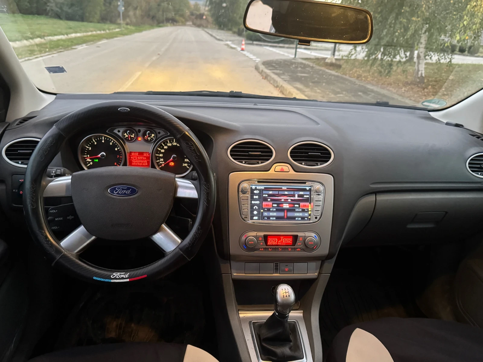 Ford Focus 1.6 , снимка 11 - Автомобили и джипове - 56526758