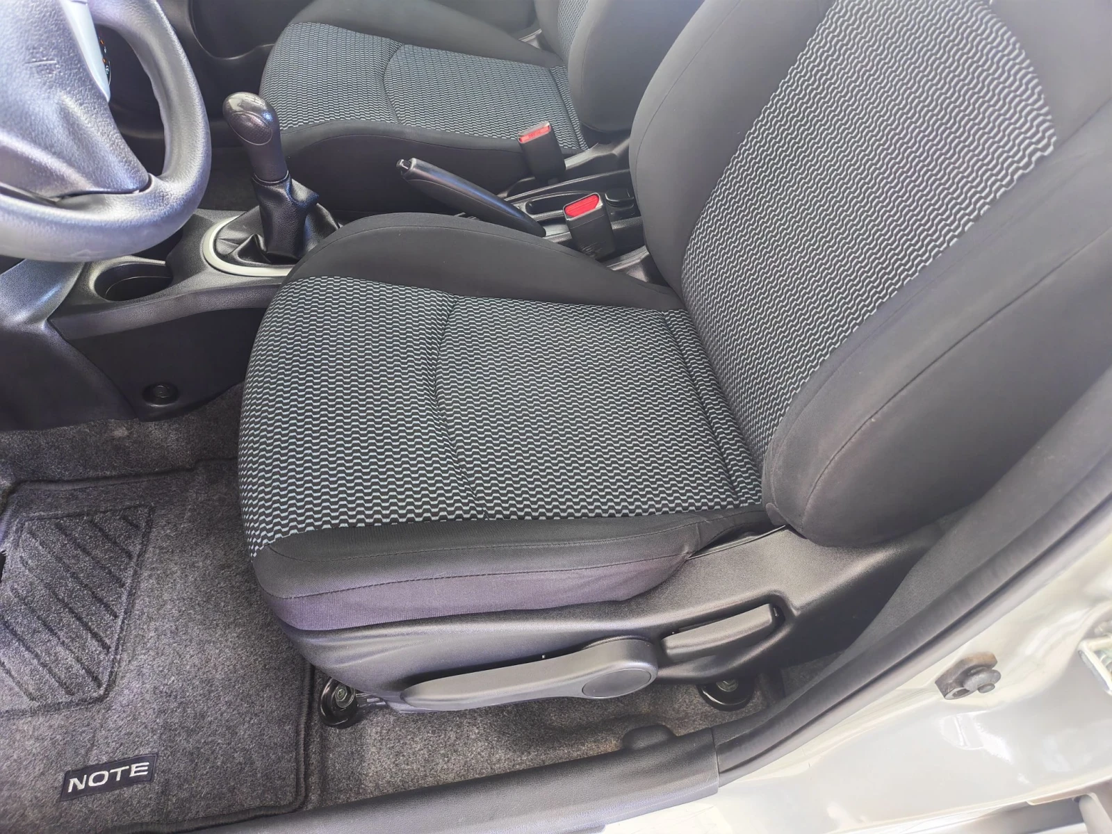 Nissan Note 1.5 90kc, снимка 10 - Автомобили и джипове - 56652031
