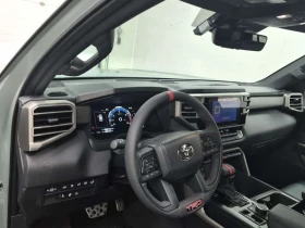Toyota Sequoia 4WD  CARFAX, снимка 2