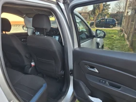 Dacia Duster Газ, снимка 4