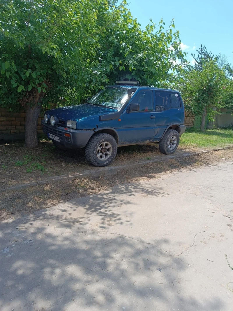 Nissan Terrano 2, снимка 6 - Автомобили и джипове - 48695429