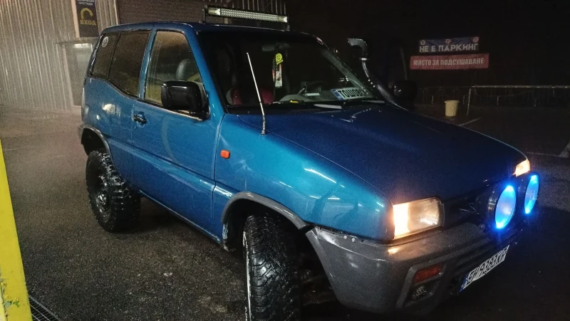 Nissan Terrano 2, снимка 9 - Автомобили и джипове - 48695429