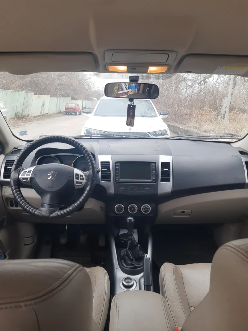 Peugeot 4007 2.2 HDI 4x4, снимка 8 - Автомобили и джипове - 49115237