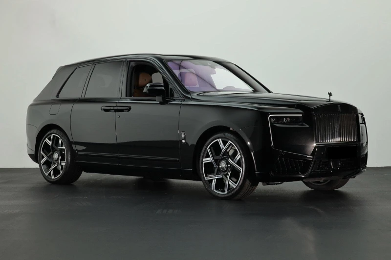 Rolls-Royce Cullinan SERIES II BLACK BADGE, снимка 3 - Автомобили и джипове - 51508801