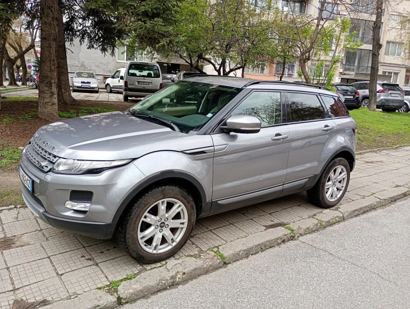 Land Rover Range Rover Evoque 2.2 TD4 Luxury, снимка 2 - Автомобили и джипове - 51996949