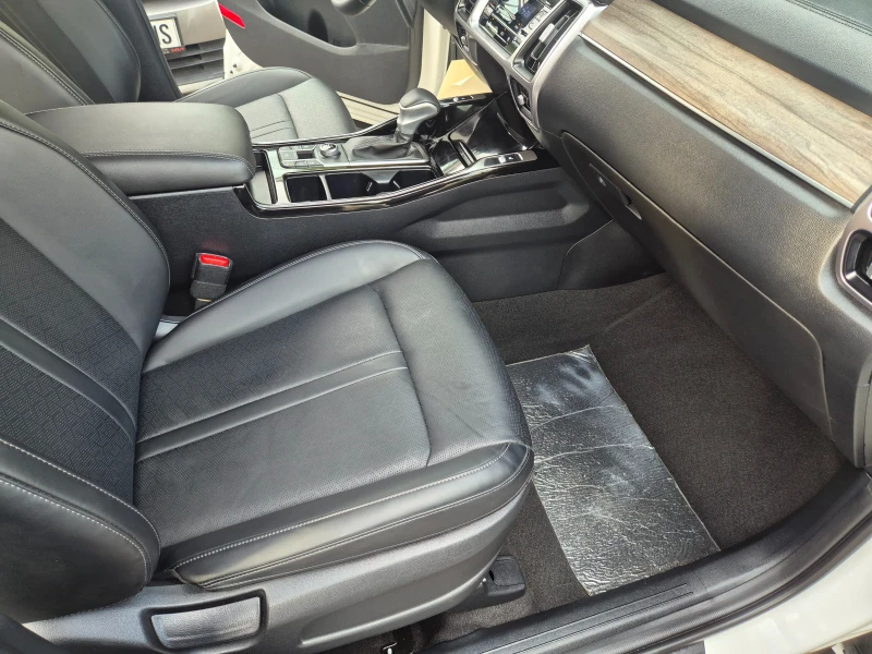 Kia Sorento 2.2 CRDI 4X4 - Наличен в БГ, снимка 7 - Автомобили и джипове - 52152928