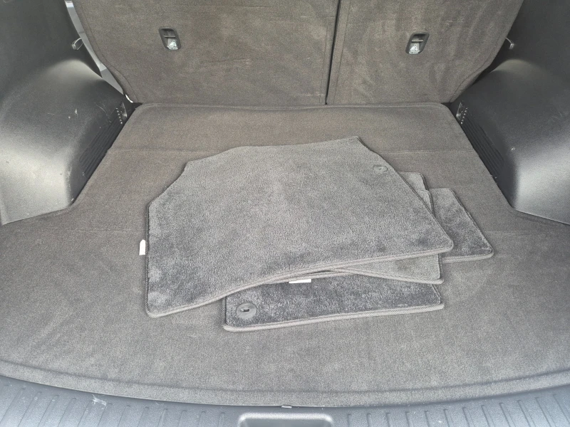 Kia Sorento 2.2 CRDI 4X4 - Наличен в БГ, снимка 15 - Автомобили и джипове - 52152928