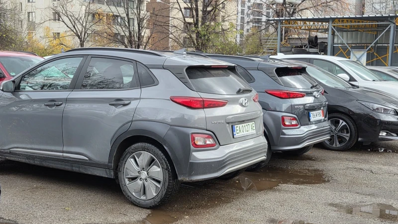 Hyundai Kona 64KWh/Premium/SOH96%, снимка 14 - Автомобили и джипове - 52557423