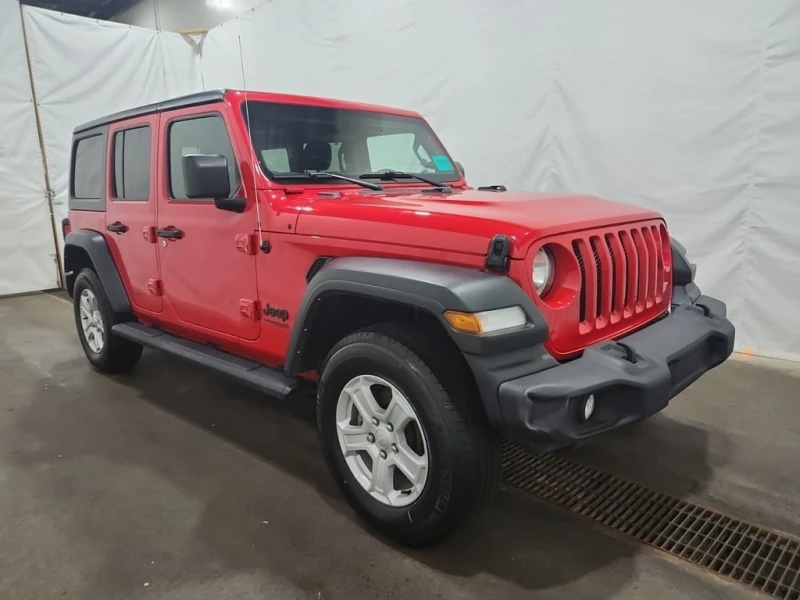 Jeep Wrangler * UNLIMITED SPORT * CARFAX * БЕЗ ПЪРВОНАЧАЛНА ВНОС, снимка 2 - Автомобили и джипове - 52928473