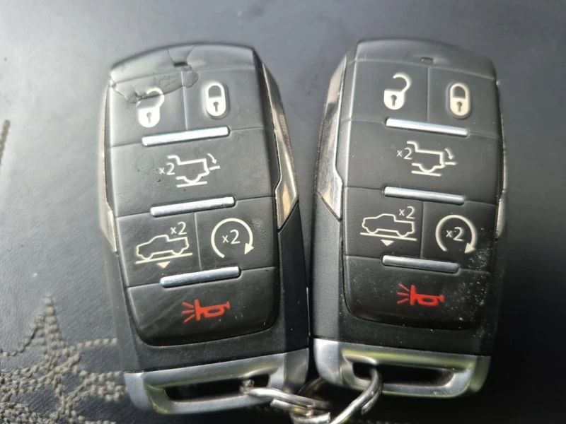 Dodge RAM 1500 * LIMITED CREW CAB SHORT BED * CARFAX * БЕЗ ПЪРВОН, снимка 8 - Автомобили и джипове - 53150011