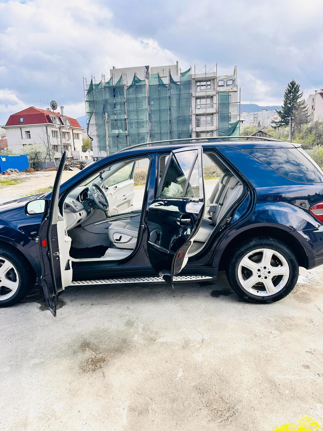 Mercedes-Benz ML 320  - изображение 4