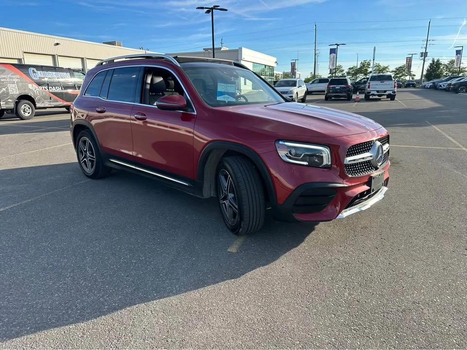 Mercedes-Benz GLB 250 4MATIC * * CARFAX * * АВТО КРЕДИТ * *  - изображение 2