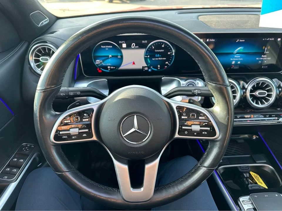 Mercedes-Benz GLB 250 4MATIC * * CARFAX * * АВТО КРЕДИТ * *  - изображение 8