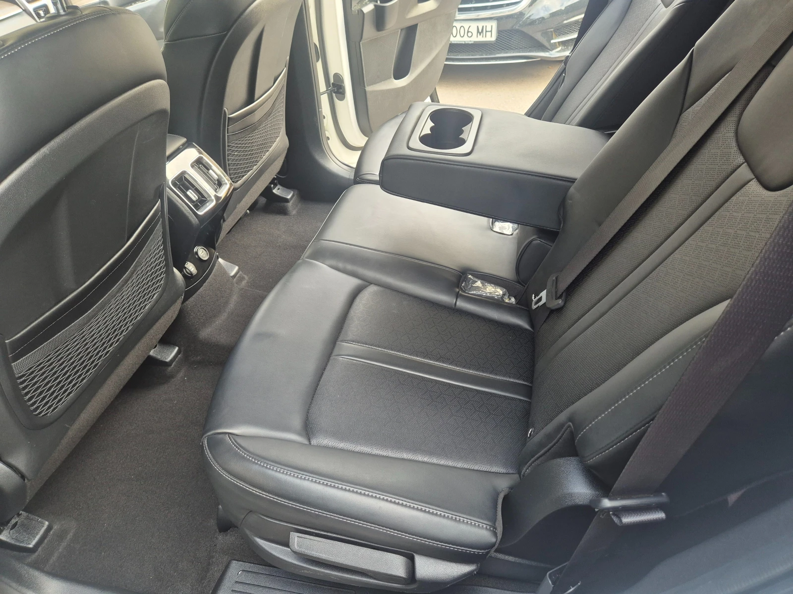 Kia Sorento 2.2 CRDI 4X4 - изображение 6