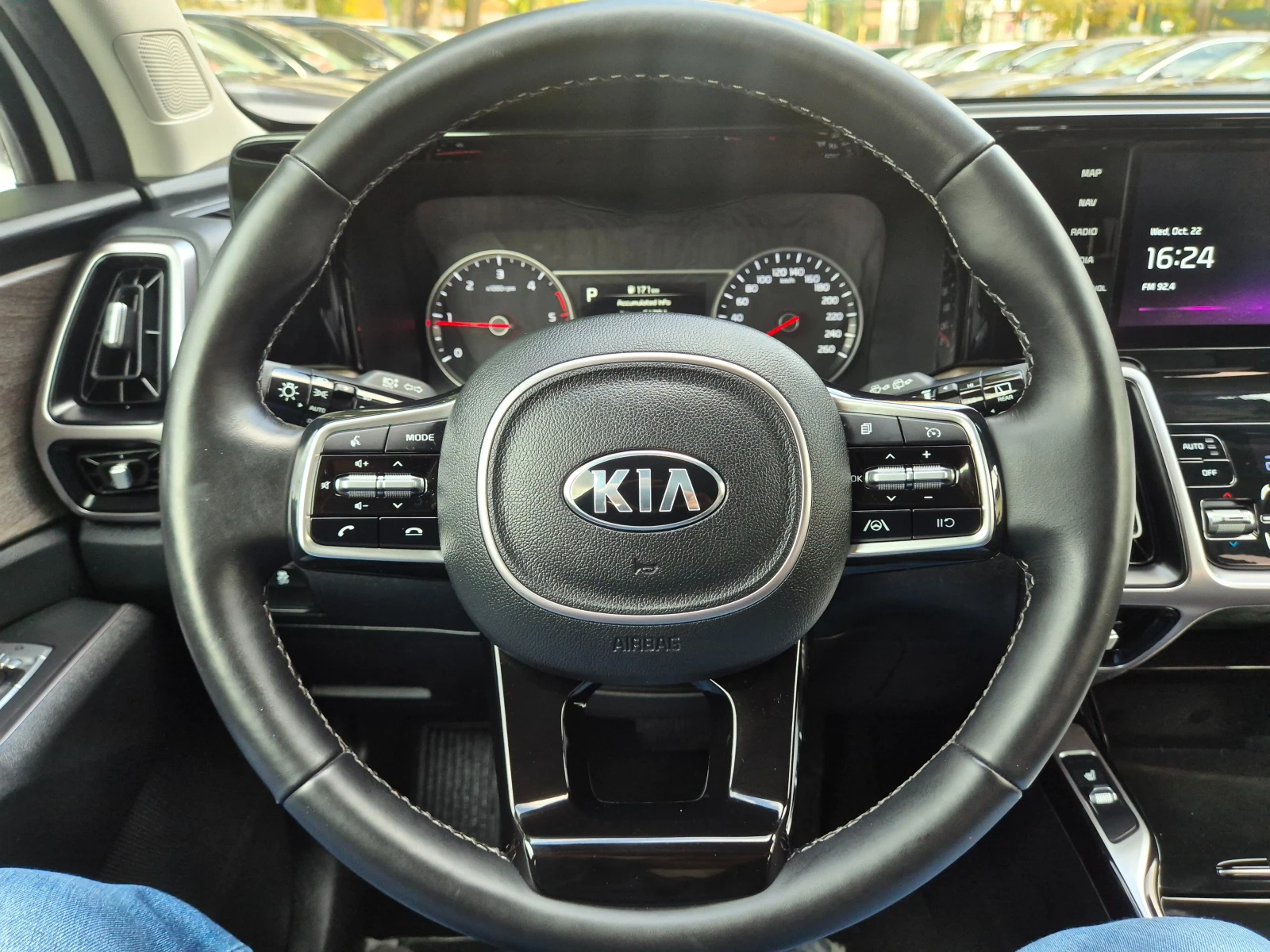 Kia Sorento 2.2 CRDI 4X4 - изображение 10
