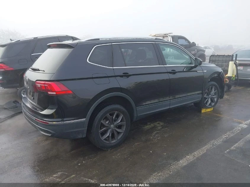 VW Tiguan 2l Volkswagen 2.0T Se - изображение 4