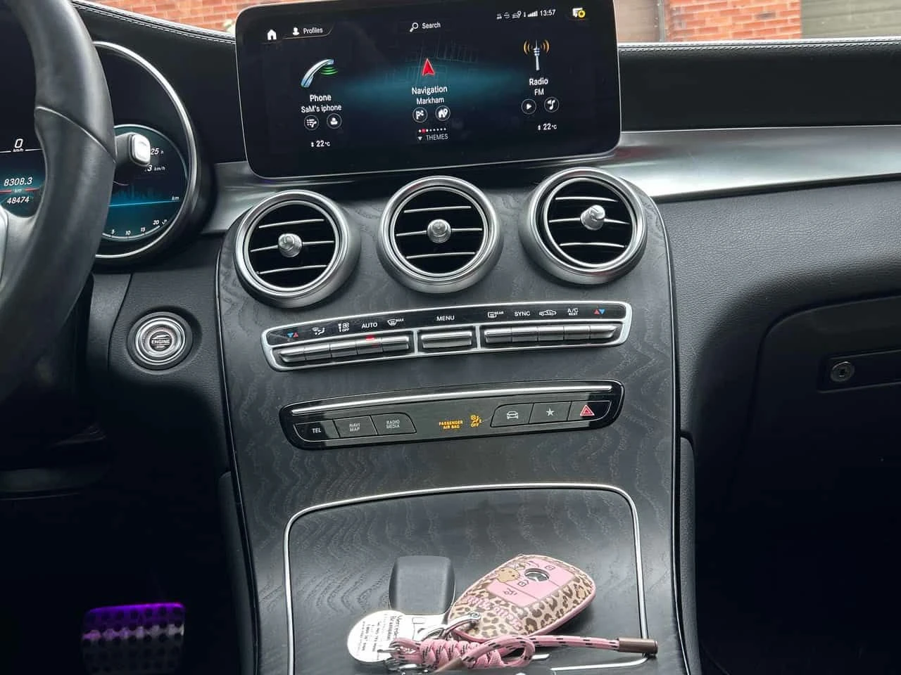 Mercedes-Benz GLC 300 ШИБИДАХ/360 КАМЕРИ/AMBIENT, снимка 9 - Автомобили и джипове - 54011431