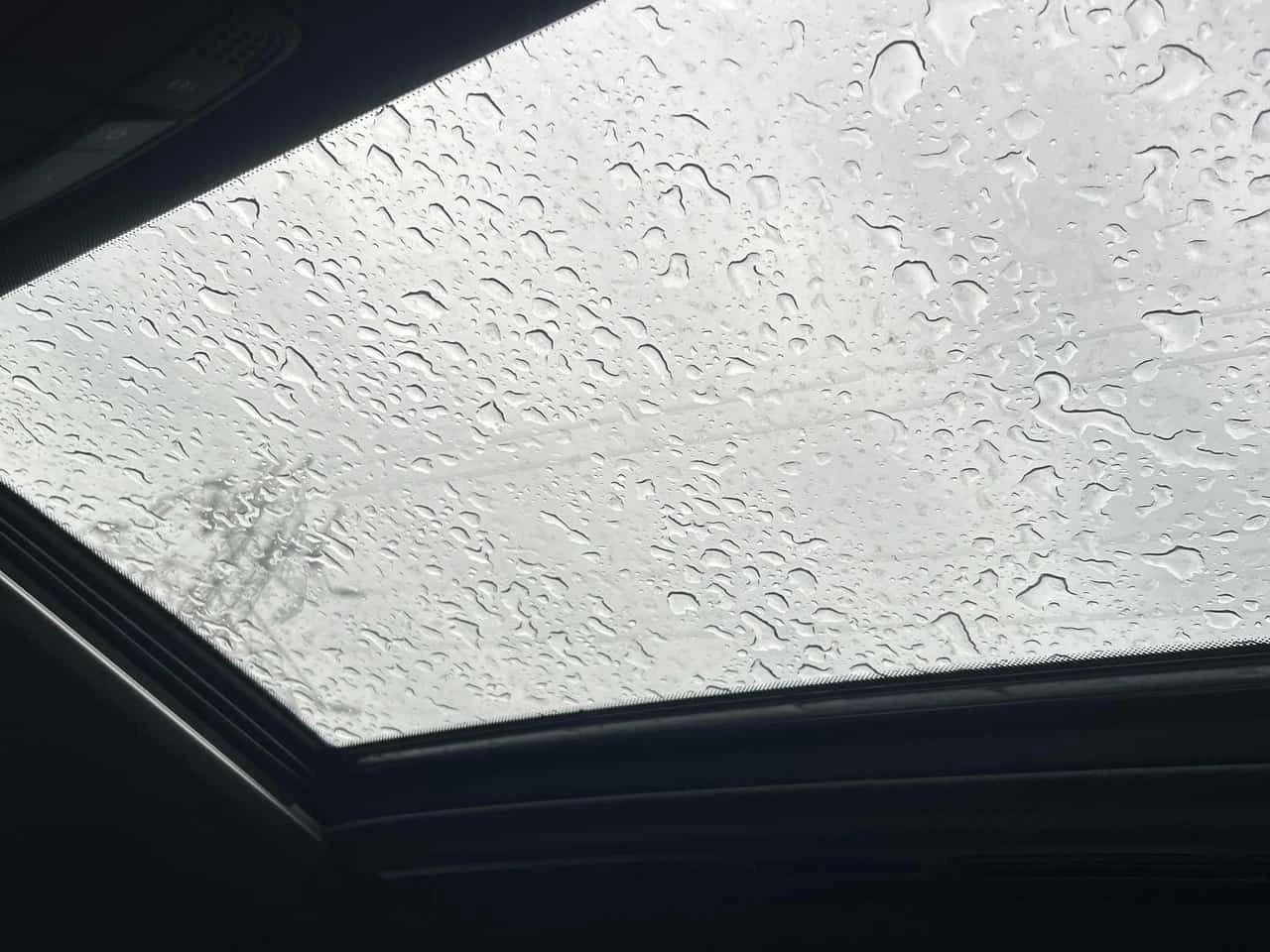 Mercedes-Benz GLC 300 ШИБИДАХ/360 КАМЕРИ/AMBIENT, снимка 10 - Автомобили и джипове - 54011431