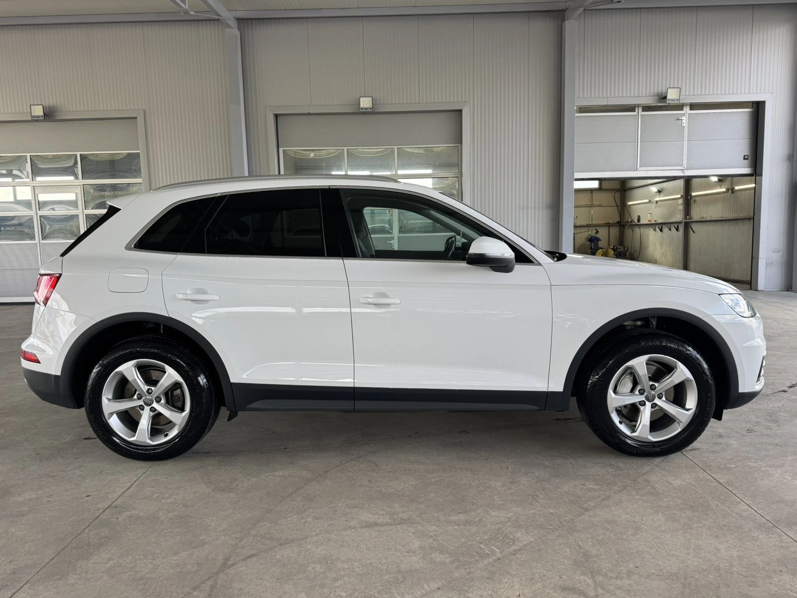 Audi Q5 2.0TDI* 190ps* ����* ������* LED | Mobile.bg � ����������� 6