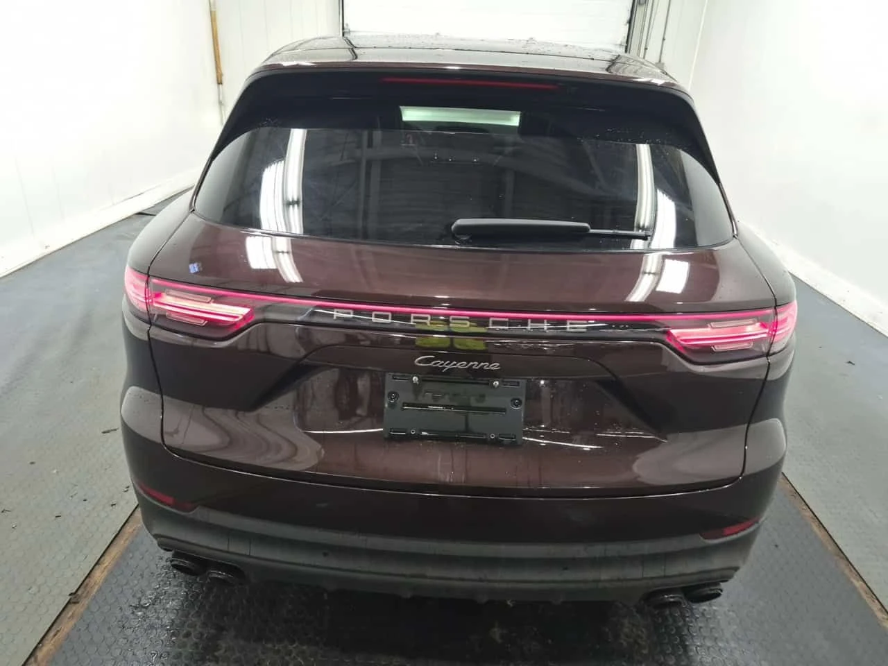 Porsche Cayenne * AWD * CARFAX * ЦЕНА ДО БГ, снимка 4 - Автомобили и джипове - 54903116
