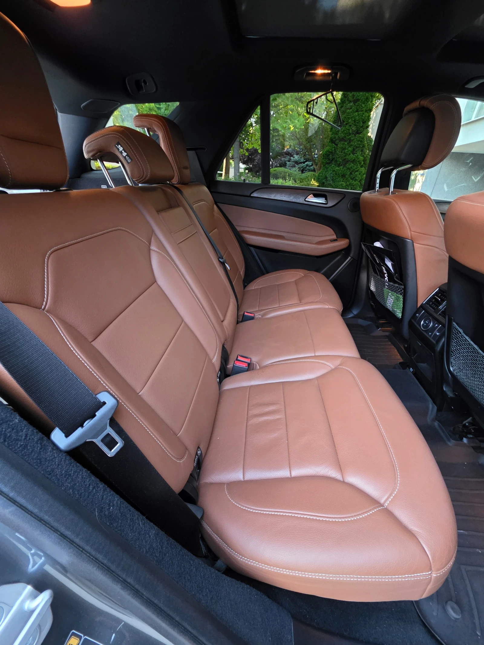Mercedes-Benz GLE 400, снимка 9 - Автомобили и джипове - 55238334