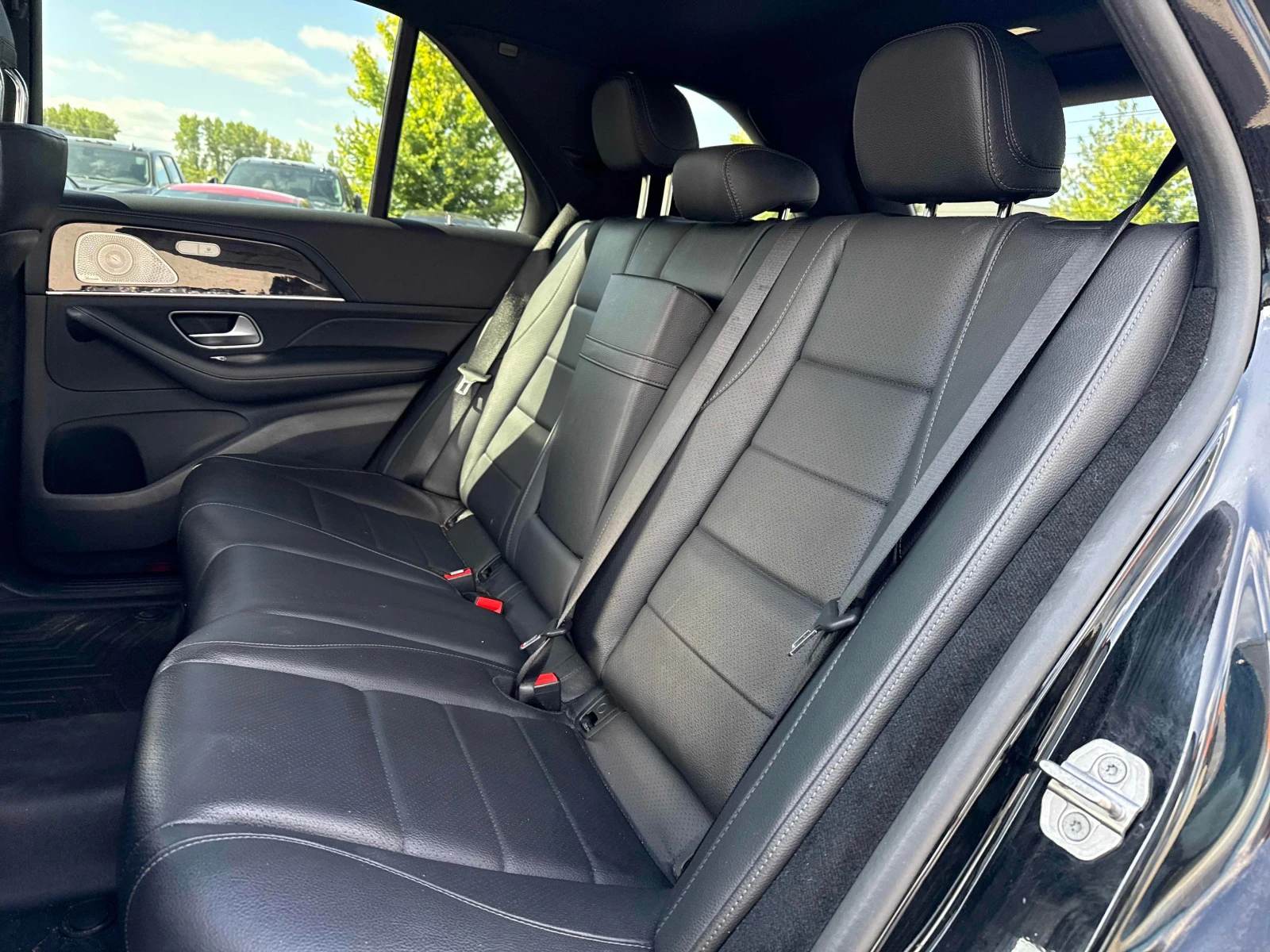 Mercedes-Benz GLE 450 AMG /Distronic/Burmester/360/Hud/Carfax/Автокредит, снимка 10 - Автомобили и джипове - 56056747