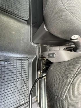 Обява за продажба на Ford Transit Custom 2.2 ~15 800 лв. - изображение 5 | Auto.bg Обява за продажба на Ford Transit Custom 2.2 ~15 800 лв. - изображение 5