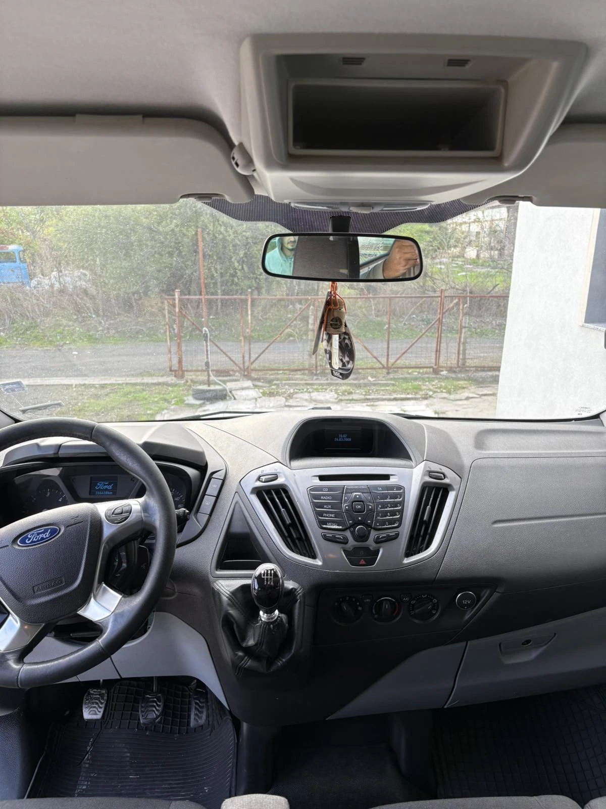 Ford Transit Custom 2.2 - изображение 7