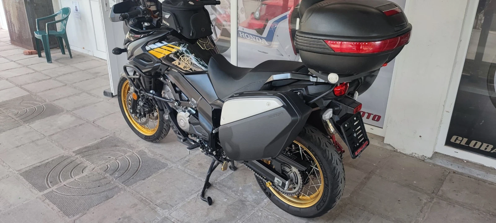 Suzuki V-strom  - изображение 2