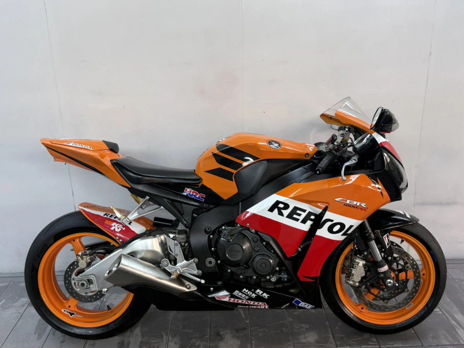 Honda Cbr REPSOL , снимка 10 - Мотоциклети и мототехника - 54858218