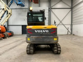 Багер Volvo EC60E, снимка 3