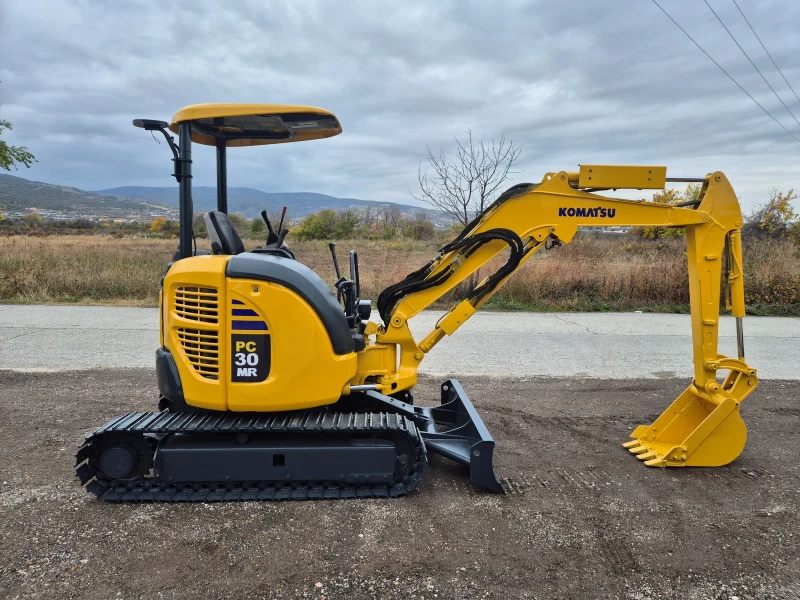 Багер Komatsu PC3OMR / 3 тона / РЕАЛНА ГОДИНА И ЧАСОВЕ / НАЛИЧЕН, снимка 6 - Индустриална техника - 52309192