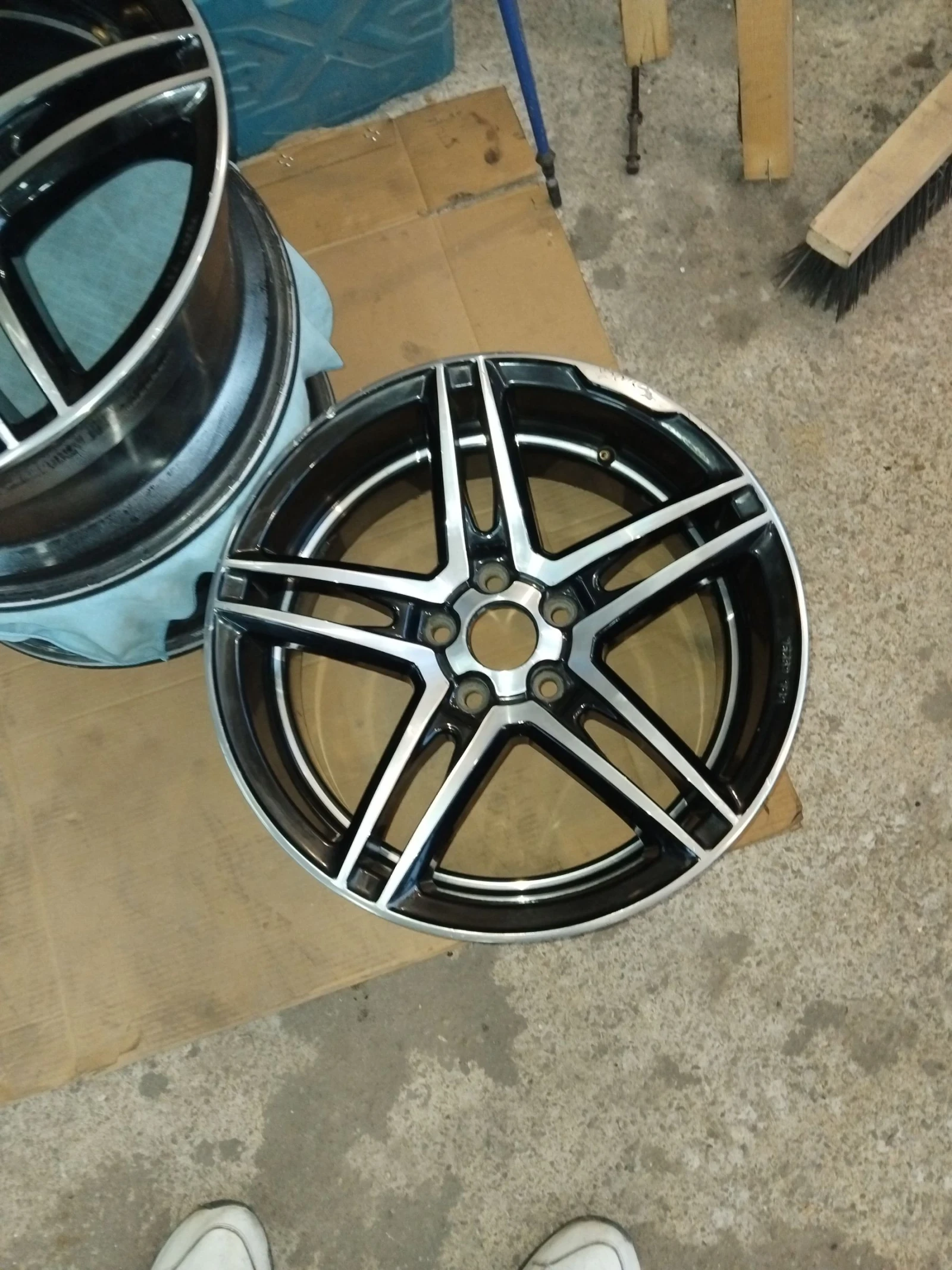 ������ �� Volvo | Mobile.bg � ����������� 3