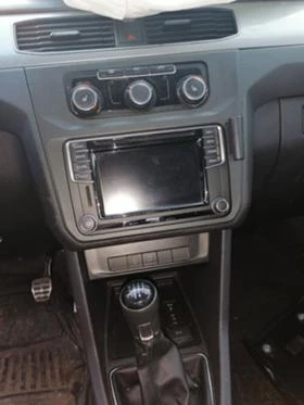VW Caddy 2.0TDI, снимка 12