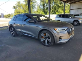 Audi E-Tron * quattro Premium Plus * CARFAX * БЕЗ ПЪРВОНАЧАЛНА, снимка 4