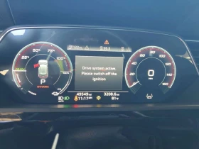 Audi E-Tron * quattro Premium Plus * CARFAX * БЕЗ ПЪРВОНАЧАЛНА, снимка 9