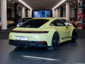 Porsche 911 Carrera 4 GTS  , снимка 5