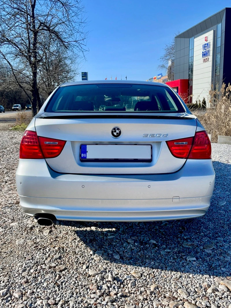 BMW 320 2.0xd, снимка 6 - Автомобили и джипове - 49187700