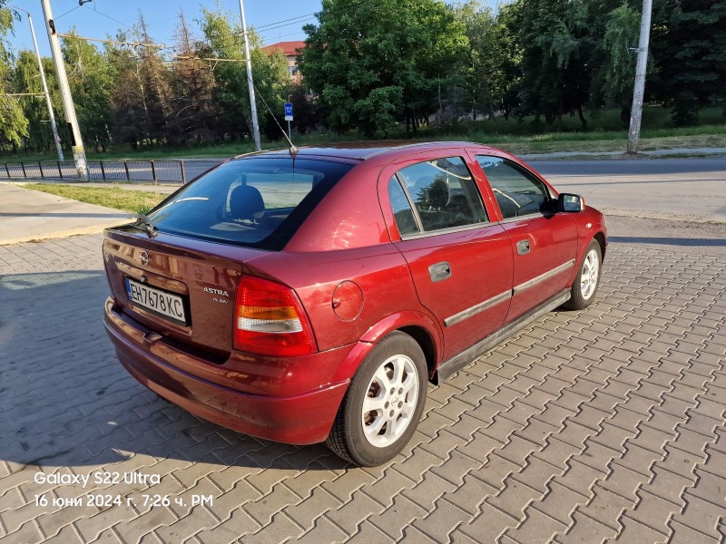 Opel Astra 2.0 Diesel, снимка 5 - Автомобили и джипове - 46231247