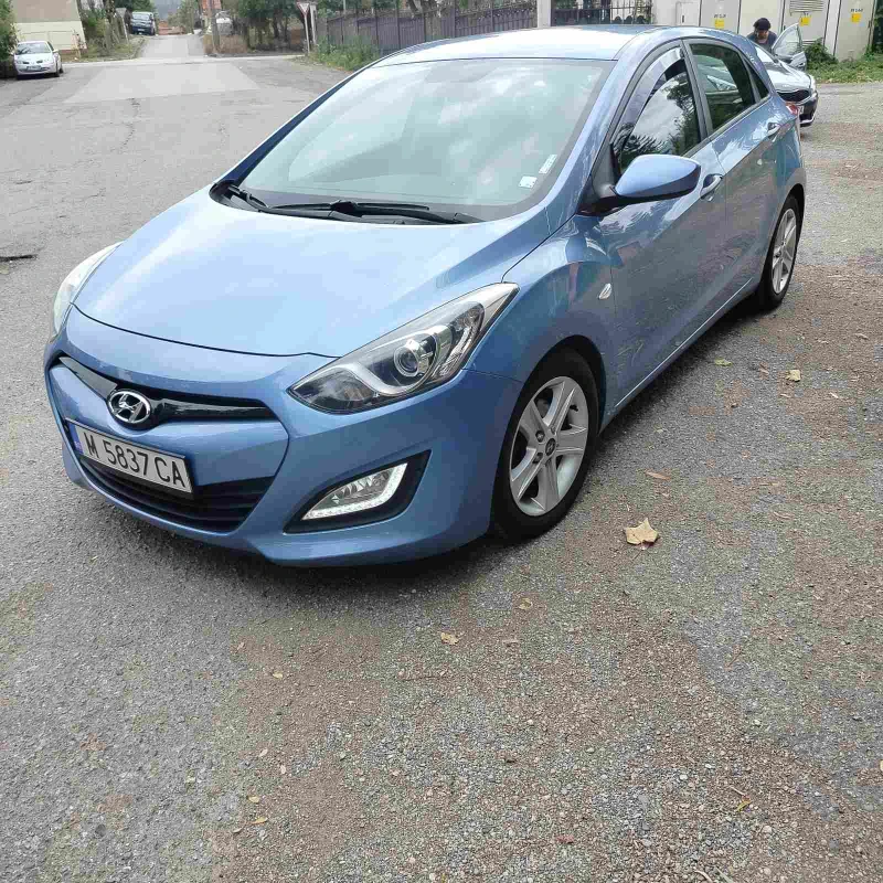 Hyundai I30 1, 4 crdi, снимка 11 - Автомобили и джипове - 47829895