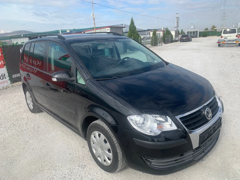 VW Touran 1.9TDI, снимка 2 - Автомобили и джипове - 47616584