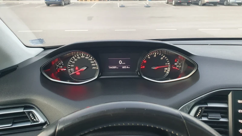 Peugeot 308, снимка 13 - Автомобили и джипове - 47815767