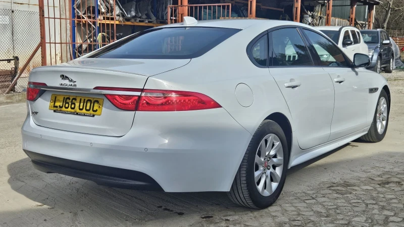 Jaguar Xf R-Sport, снимка 6 - Автомобили и джипове - 49479576