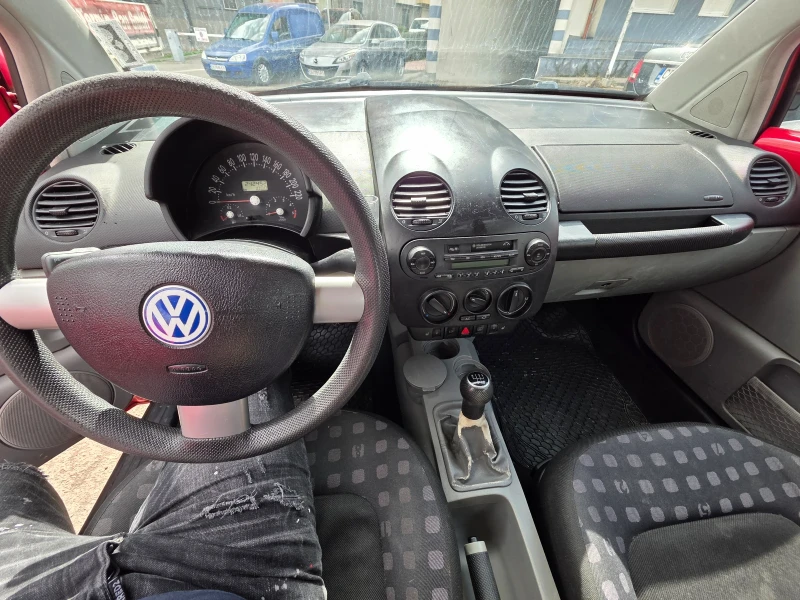 VW New beetle, снимка 4 - Автомобили и джипове - 49556788